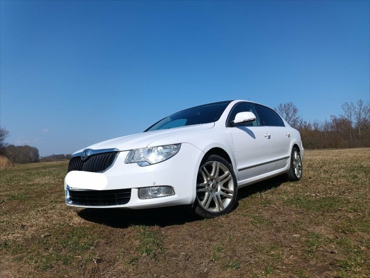 Škoda Superb Sedan / Limuzína 0,0 118 kw
