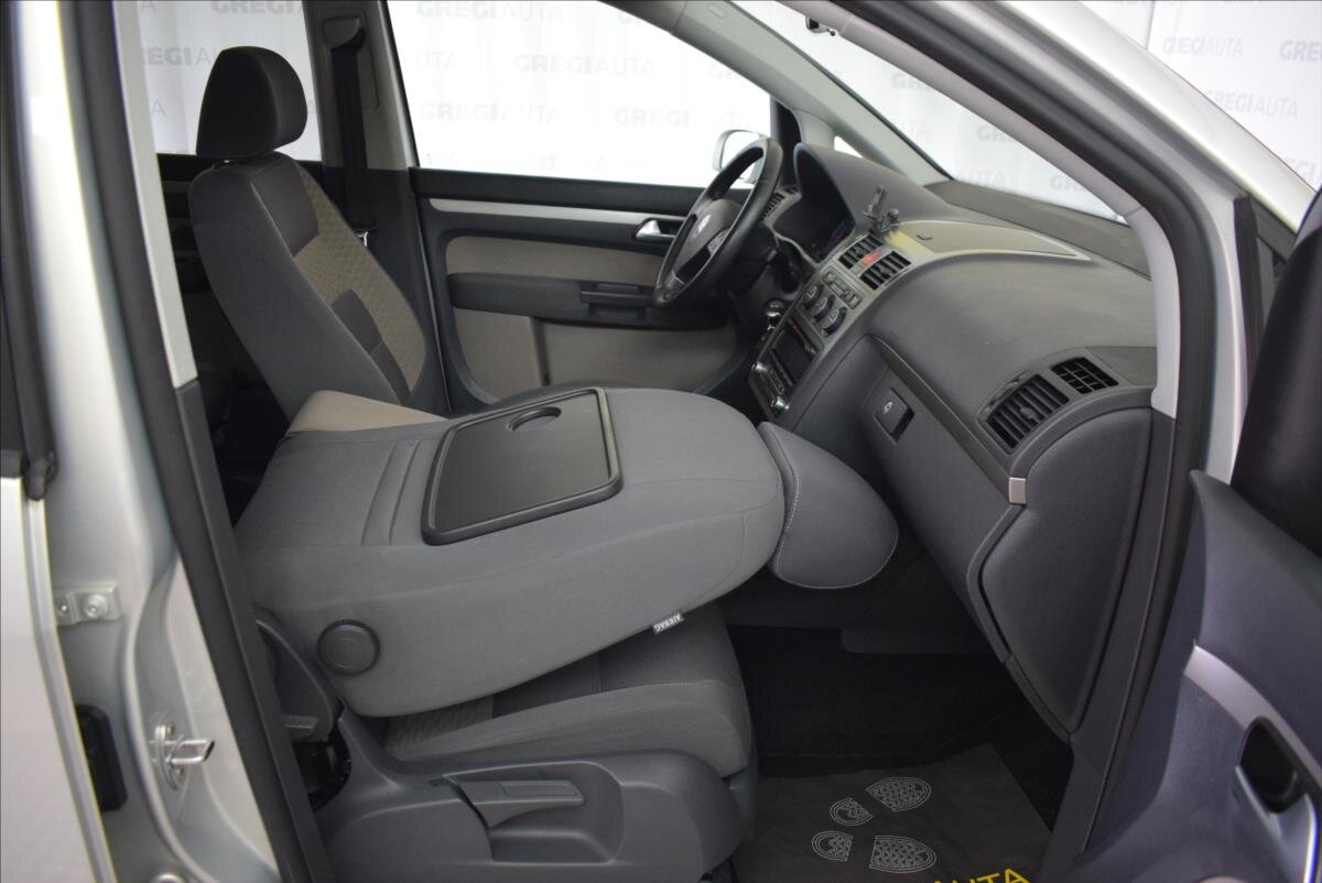 Volkswagen Touran MPV 1,4 l 103 kw