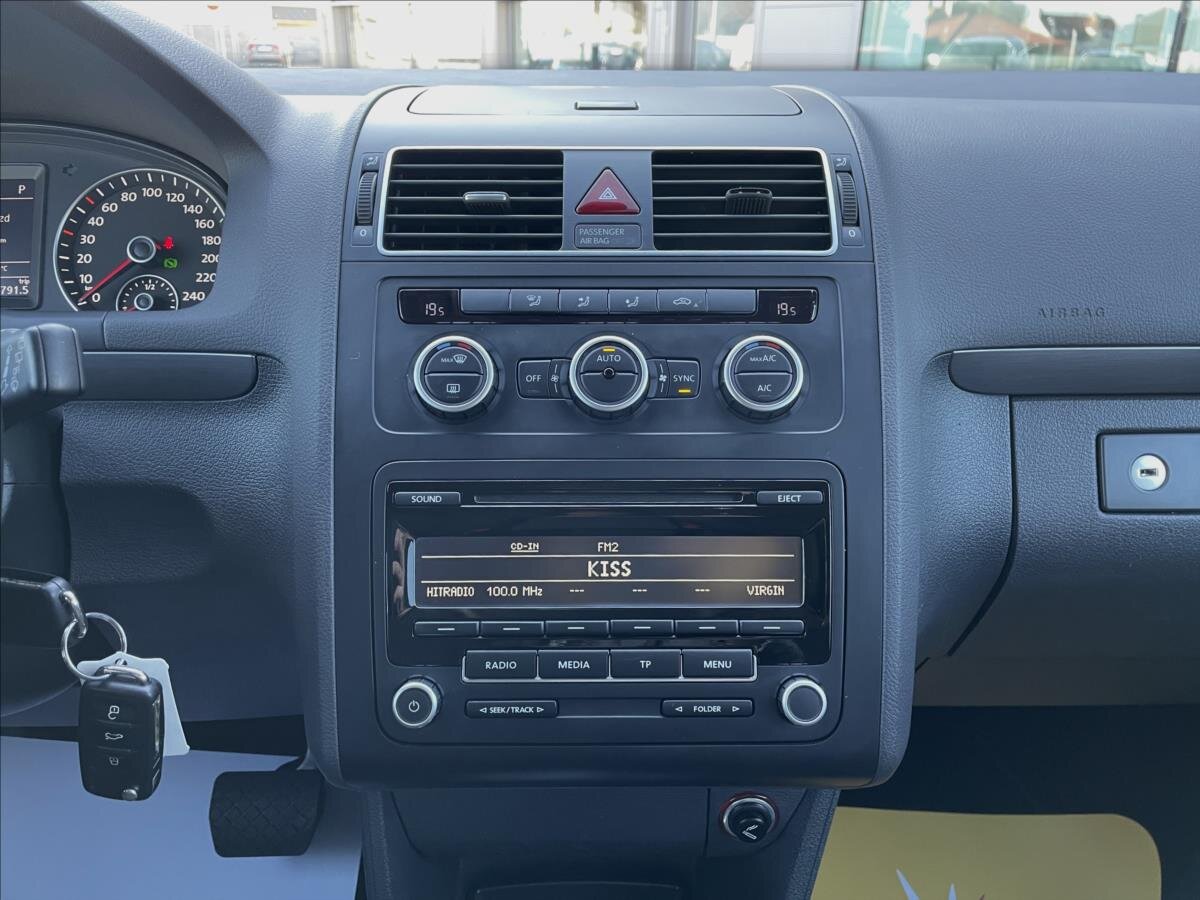 Volkswagen Touran MPV 1,6 l 77 kw