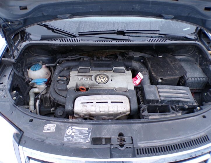 Volkswagen Touran Kombi 1,4 l 103 kw