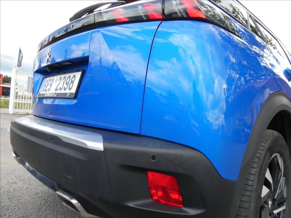 Peugeot 2008 SUV 1,2 l 96 kw