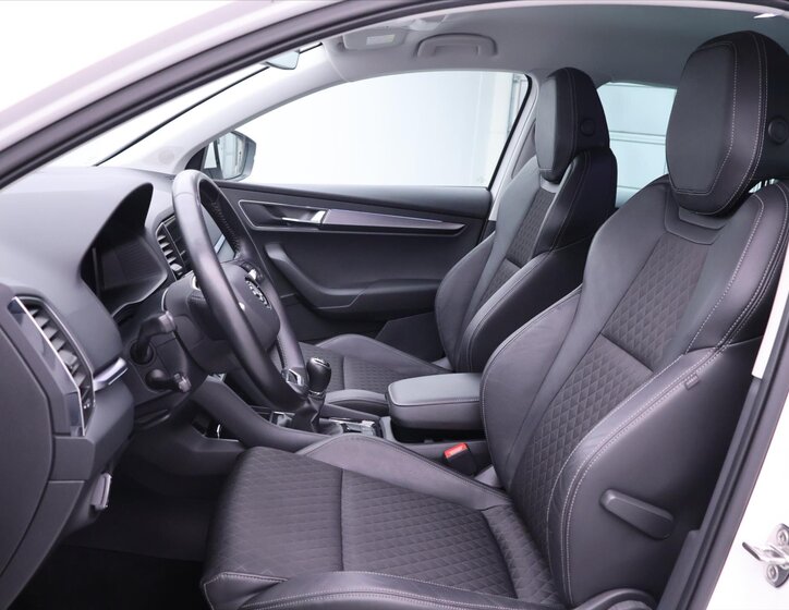 Škoda Karoq SUV / Terénní 2,0 l 110 kw