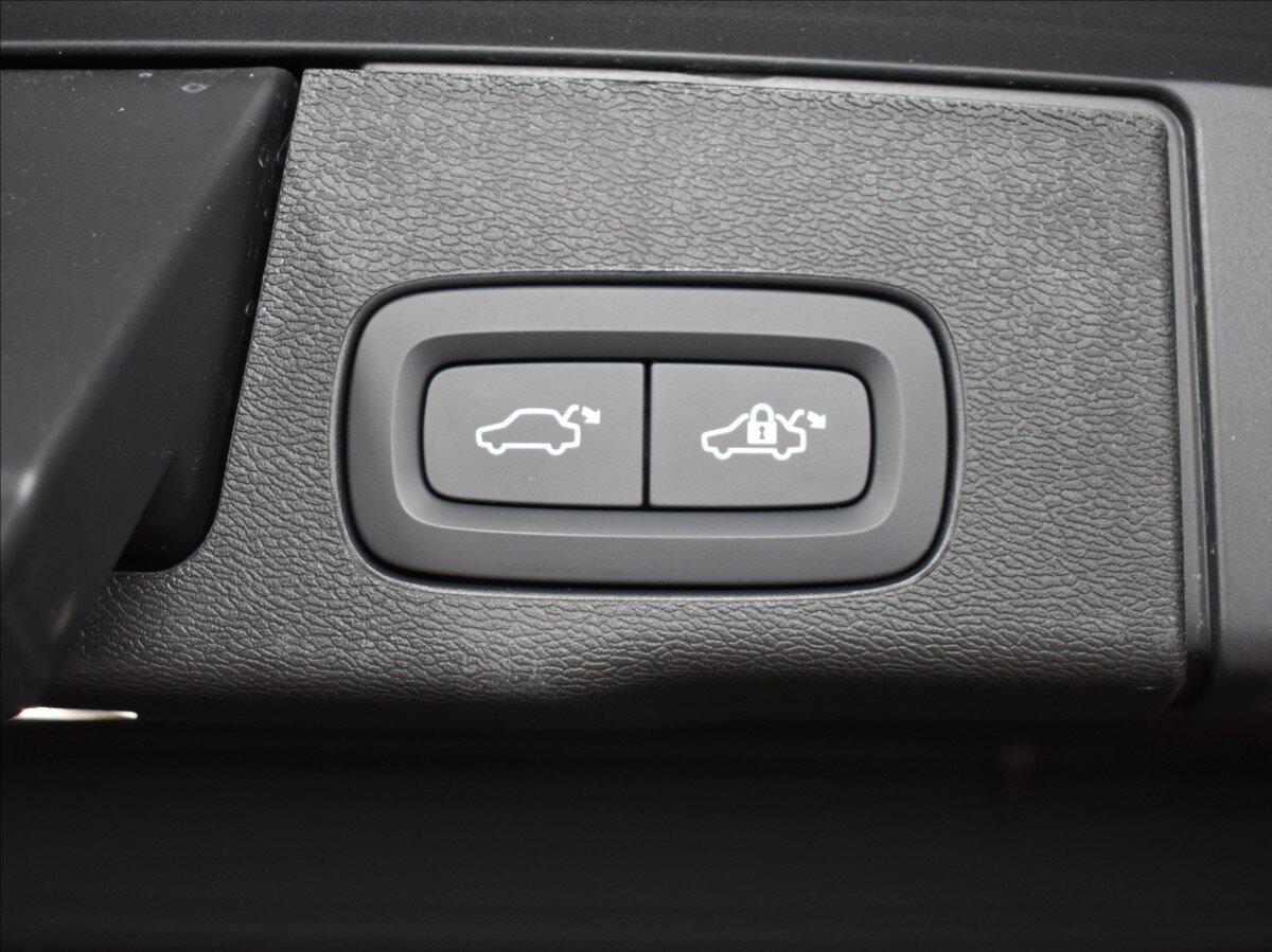 Volvo XC60 SUV 2,0 l 257 kw