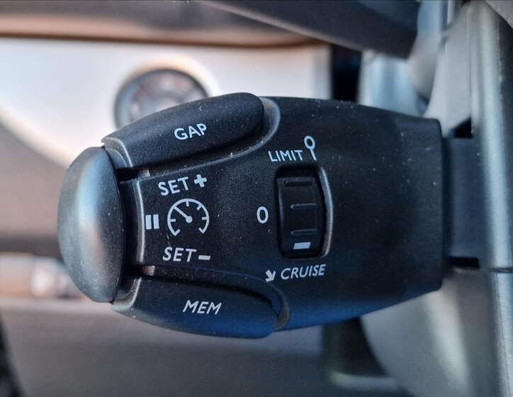 Peugeot Traveller MPV 2,0 l 130 kw