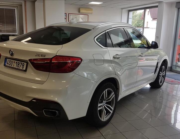 BMW X6 8