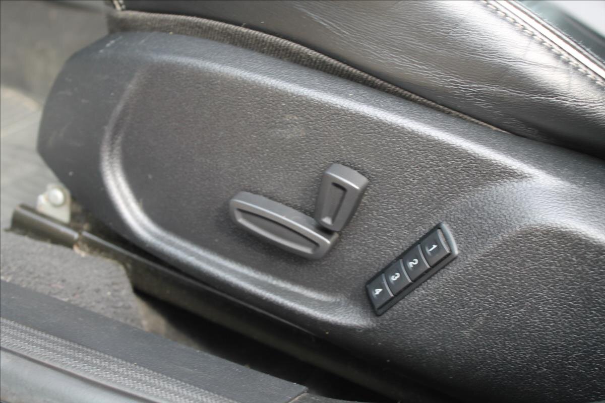 Ford Mondeo Kombi 2,0 l 103 kw