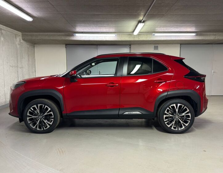 Toyota Yaris Cross 8