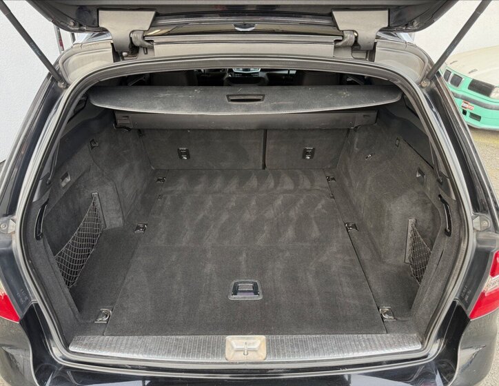 Mercedes-Benz Třídy E Kombi 2,1 l 100 kw