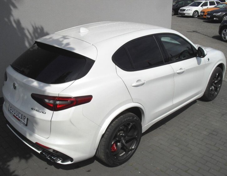 Alfa Romeo Stelvio SUV / Terénní 2,9 l 375 kw