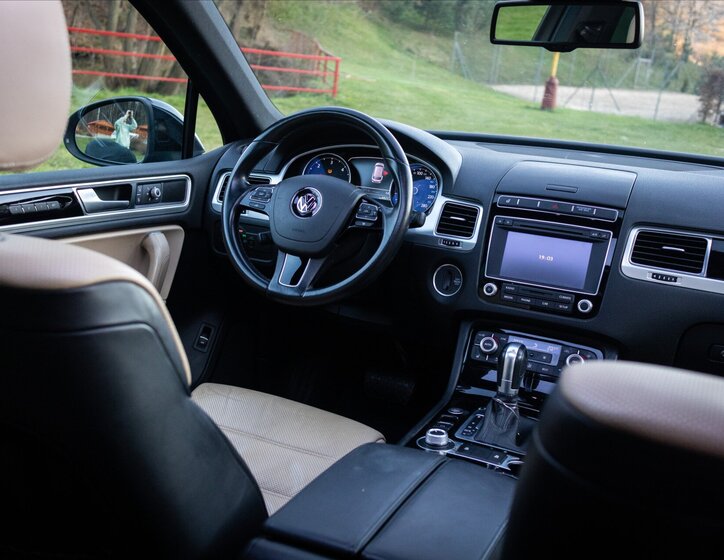 Volkswagen Touareg 18