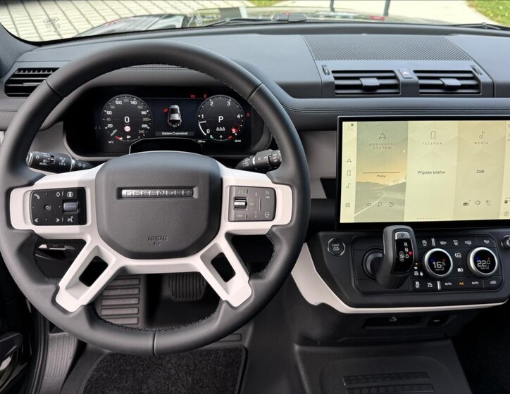 Land Rover Defender SUV 3,0 l 257 kw