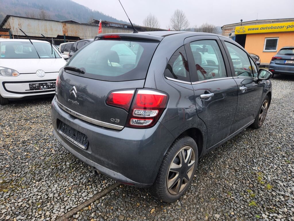 Ostatní Ostatní Hatchback 1,2 l 60 kw