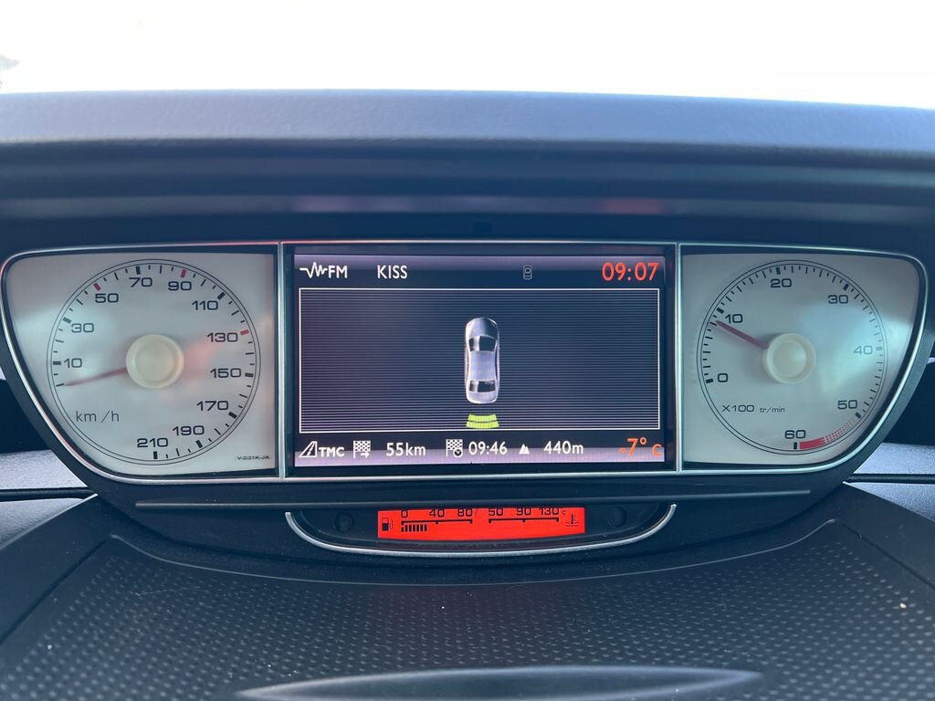 Peugeot 807 MPV 2,0 l 120 kw