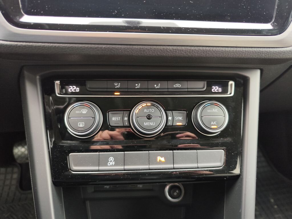 Volkswagen Touran MPV 1,5 l 110 kw