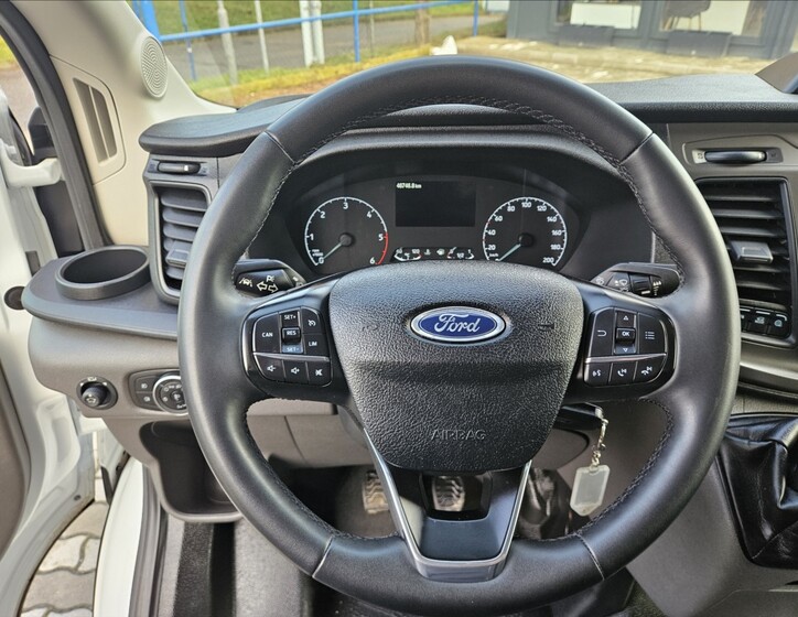 Ford Transit 11