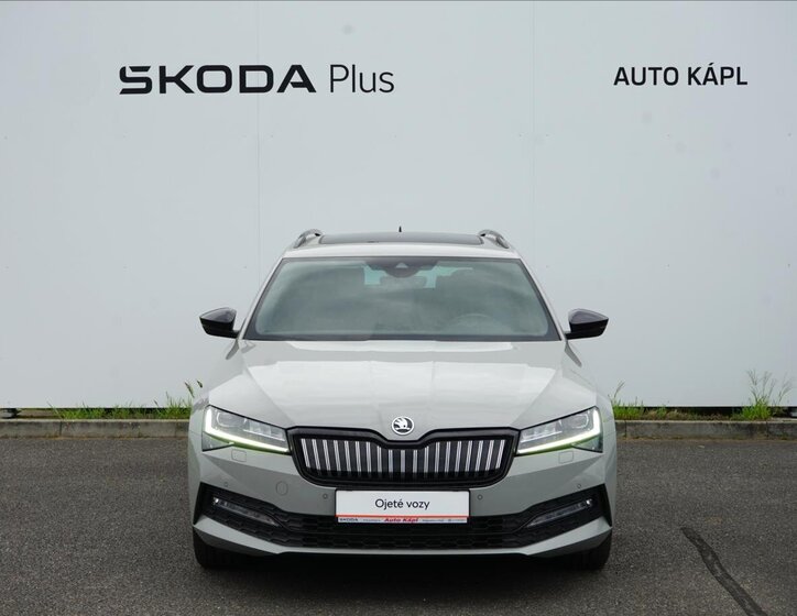 Škoda Superb 3
