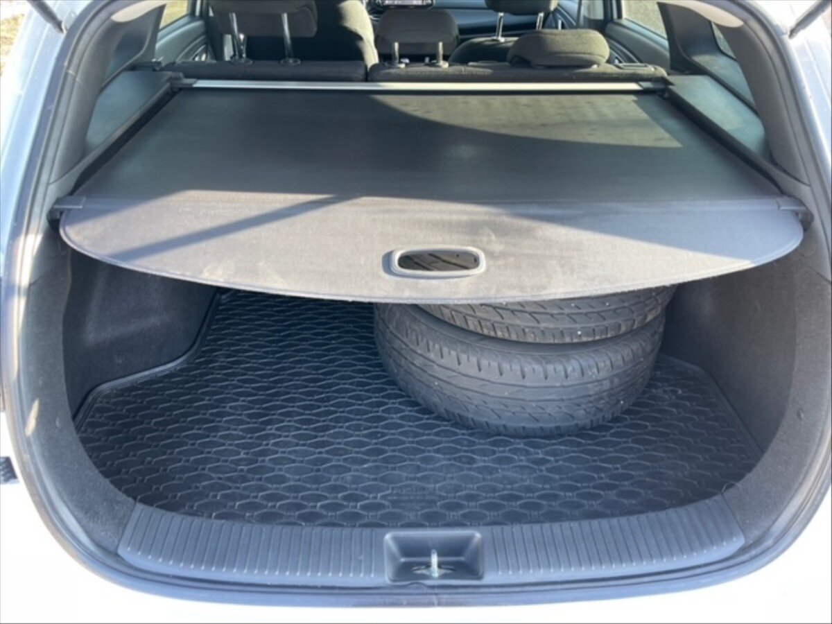 Hyundai i30 Kombi 998,0 88 kw