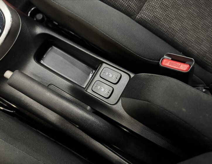 Honda Jazz Hatchback 1,3 l 75 kw