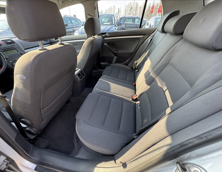 Volkswagen Golf Hatchback 1,6 l 85 kw