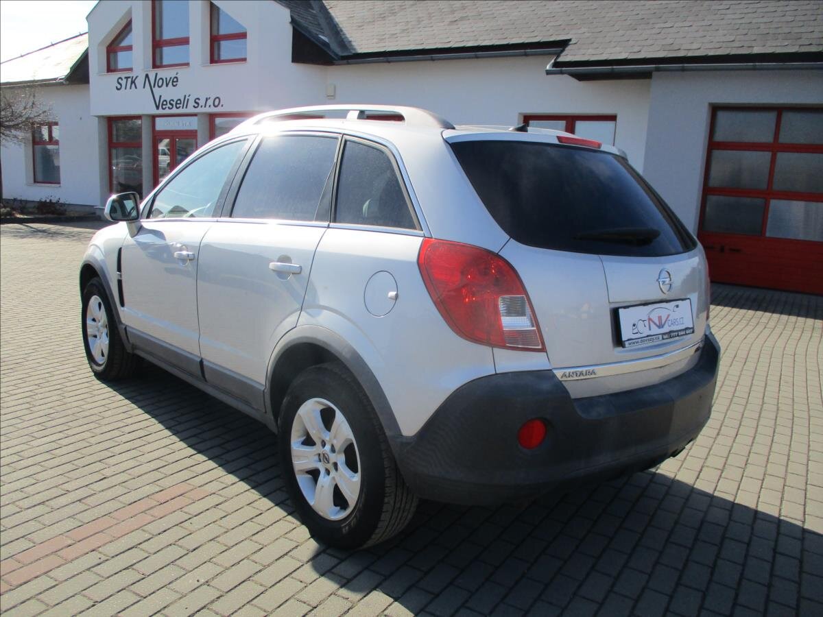 Opel Antara SUV / Terénní 2,2 l 120 kw