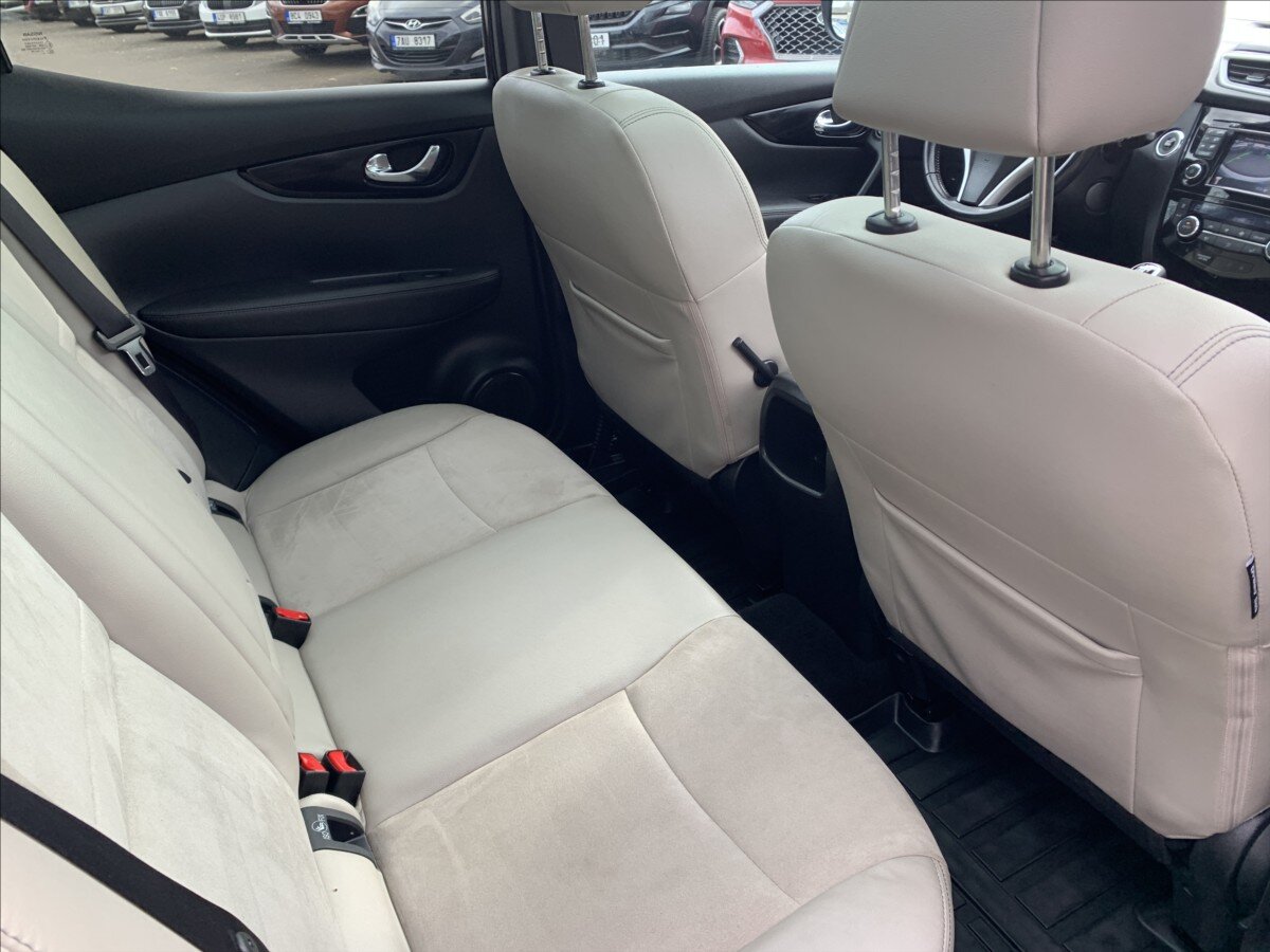 Nissan Qashqai SUV / Terénní 1,6 l 96 kw