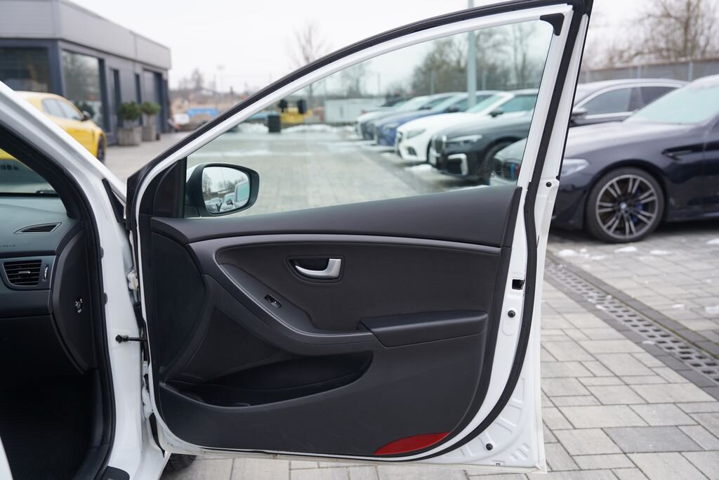 Hyundai i30 Kombi 1,6 l 99 kw