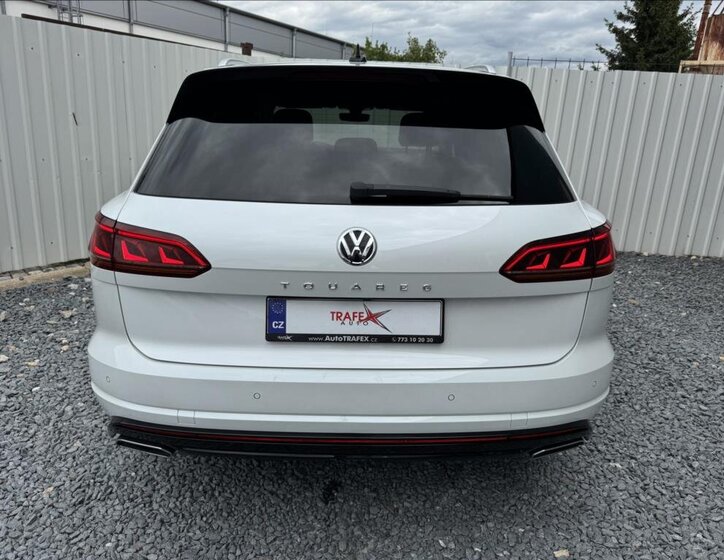 Volkswagen Touareg Kombi 3,0 l 210 kw
