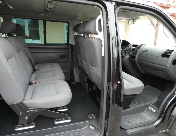 Volkswagen Caravelle Ostatní 2,5 l 96 kw