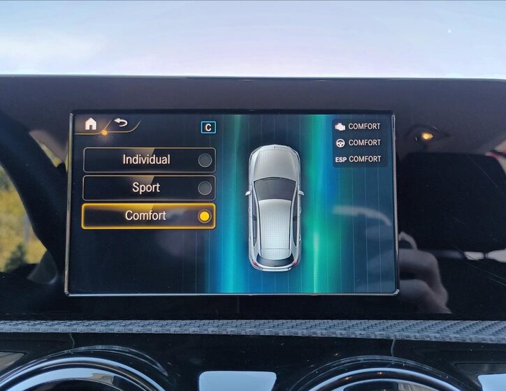 Mercedes-Benz Třídy A Hatchback 1,3 l 80 kw