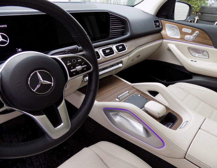 Mercedes-Benz GLE 27