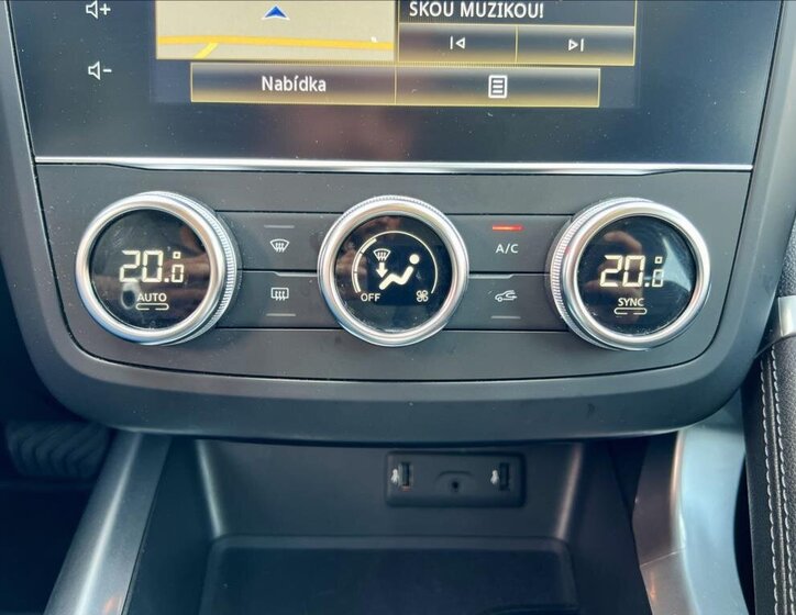 Renault Kadjar SUV 1,5 l 84 kw