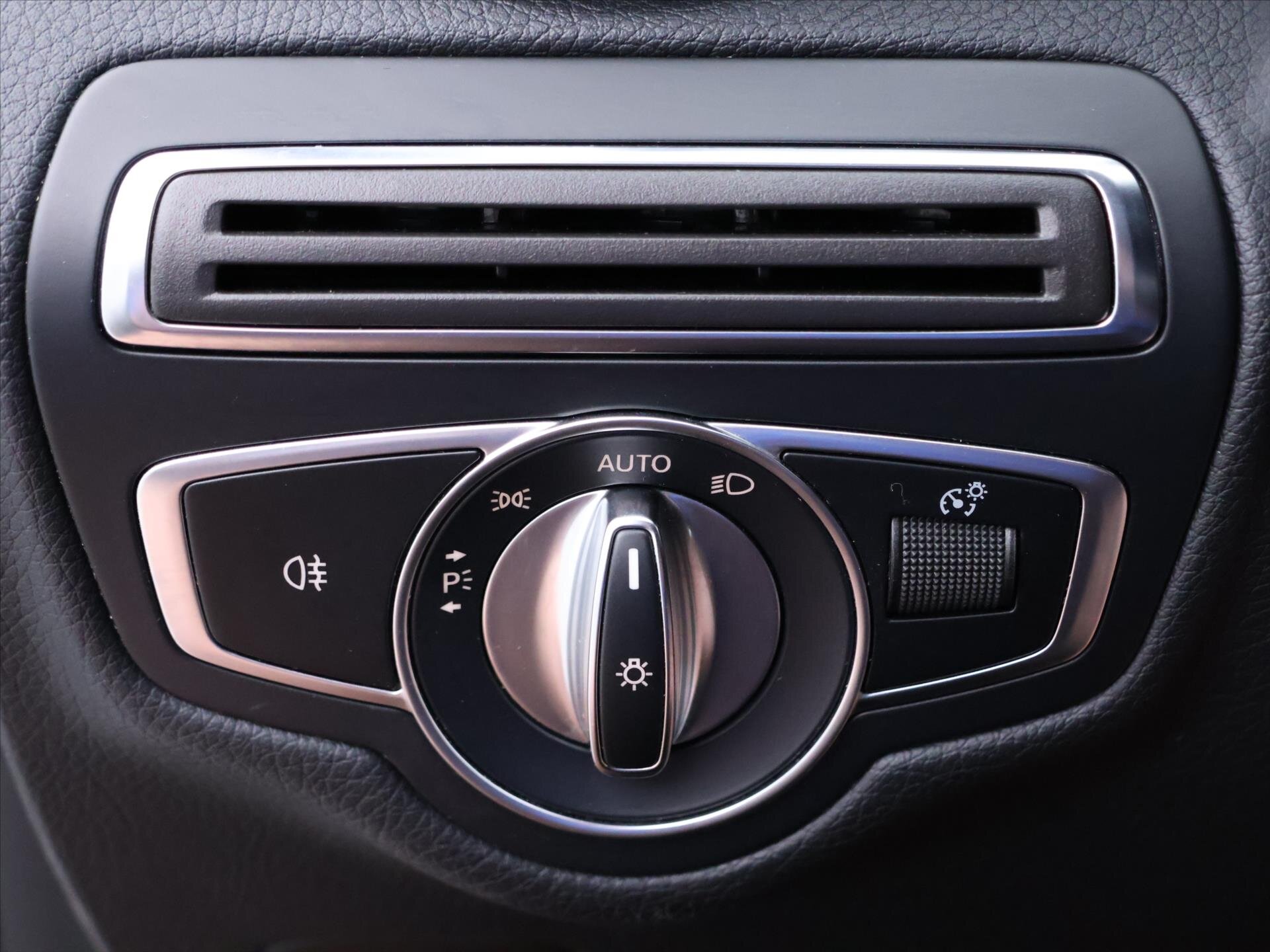 Mercedes-Benz GLC SUV / Terénní 3,0 l 190 kw