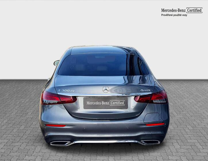 Mercedes-Benz Třídy E 4