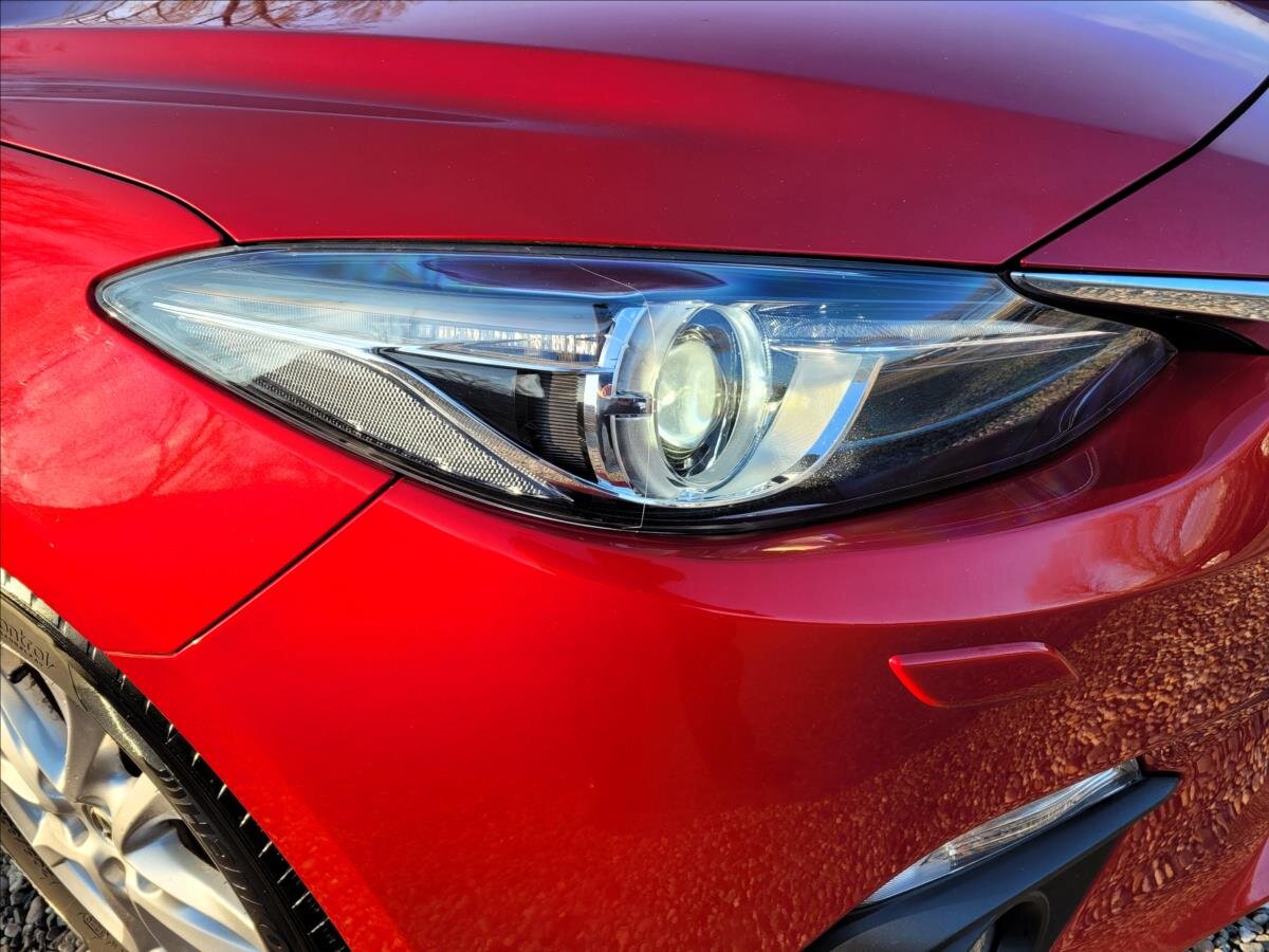 Mazda 3 Sedan / Limuzína 2,0 l 88 kw
