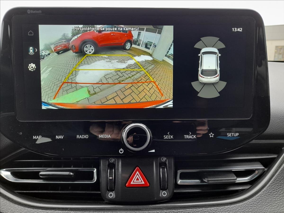 Hyundai i30 Kombi 998,0 88 kw