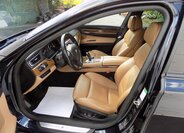 BMW Řada 7 Sedan / Limuzína 3,0 l 225 kw