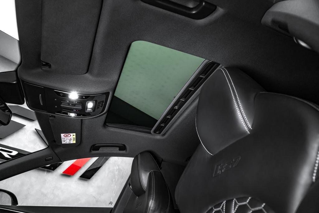 Audi RS7 Sedan / Limuzína 4,0 l 412 kw