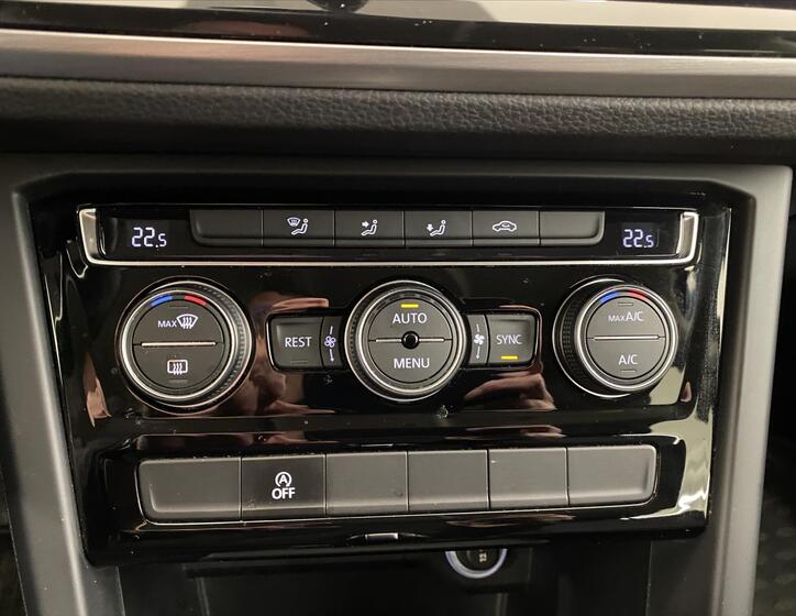 Volkswagen Touran 17