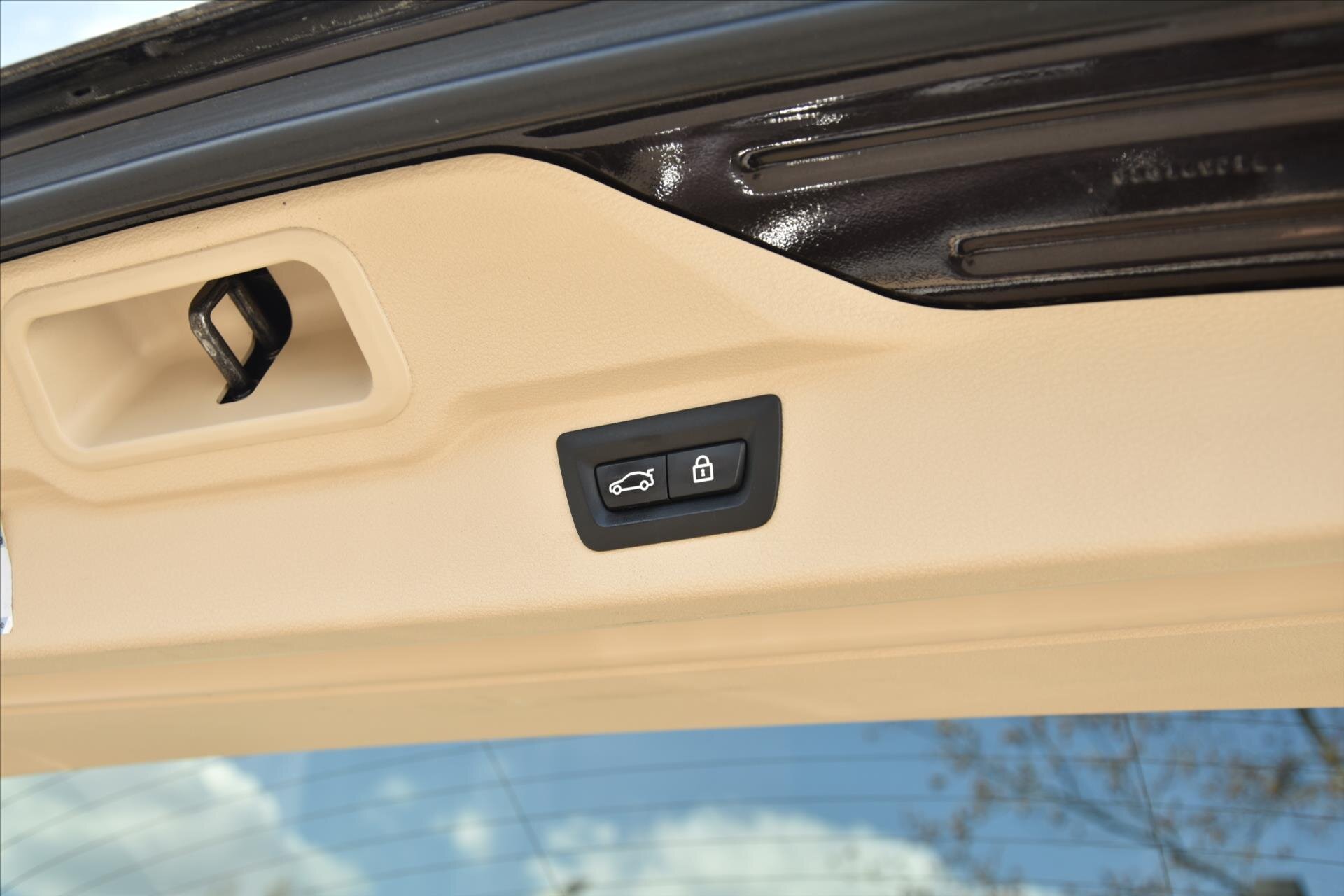 BMW X5 SUV / Terénní 3,0 l 230 kw