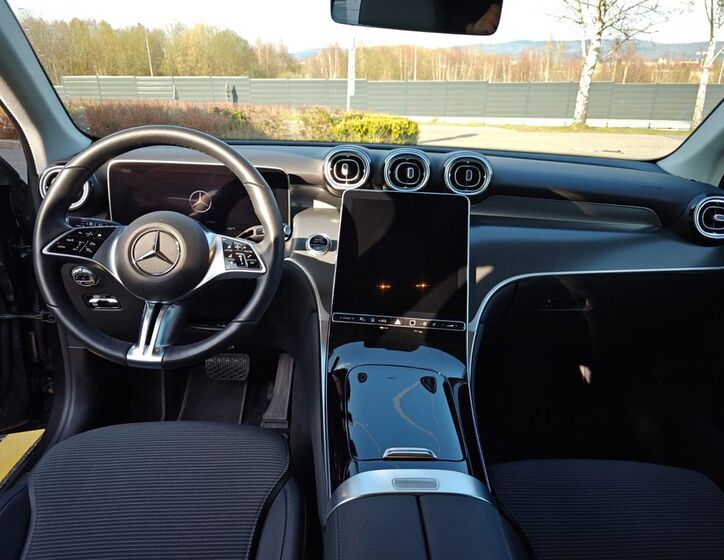 Mercedes-Benz GLC 12