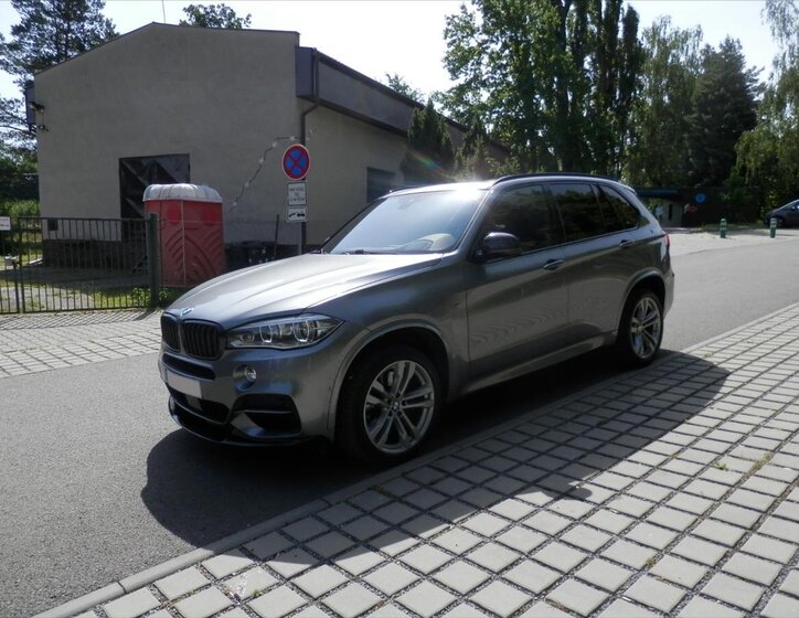 BMW X5 SUV 3,0 l 280 kw