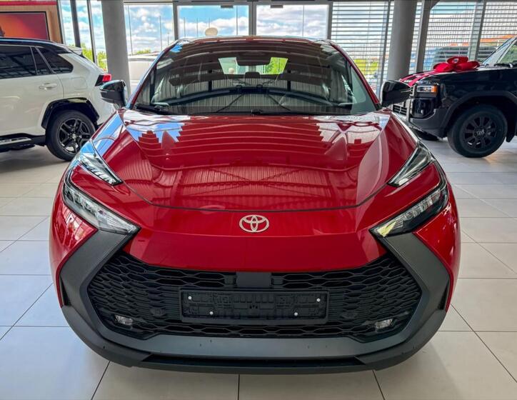 Toyota C-HR 3