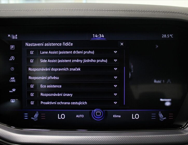 Volkswagen Touareg 15