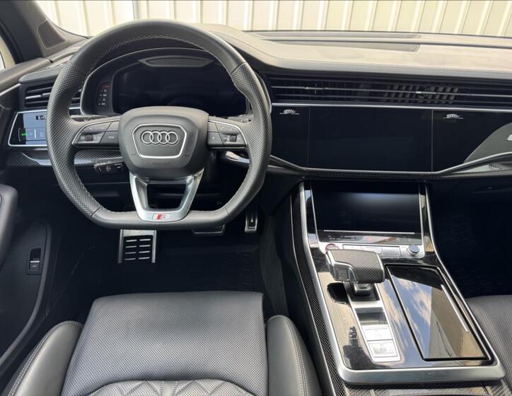 Audi SQ7 28