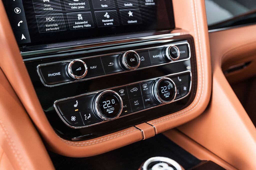 Bentley Bentayga SUV / Terénní 4,0 l 404 kw