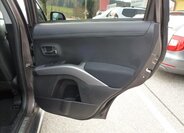 Mitsubishi Outlander Kombi 2,3 l 130 kw