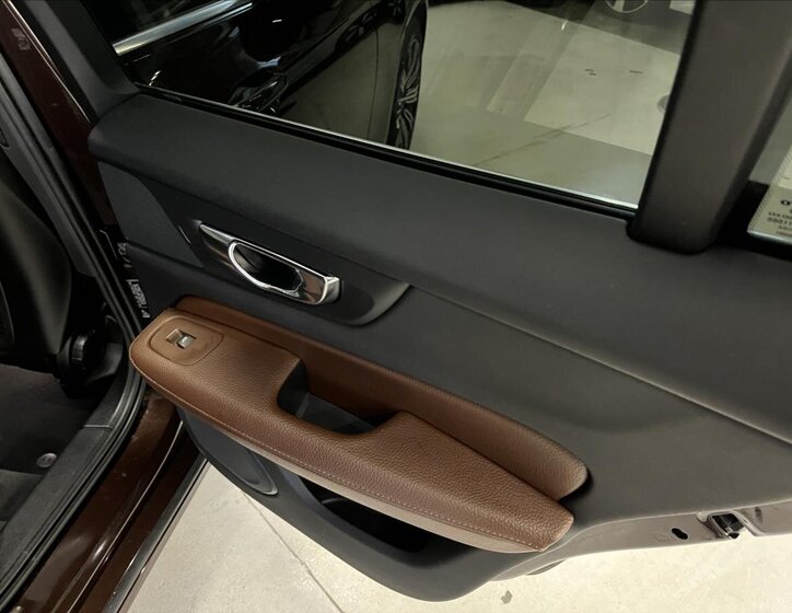 Volvo V60 Kombi 2,0 l 184 kw