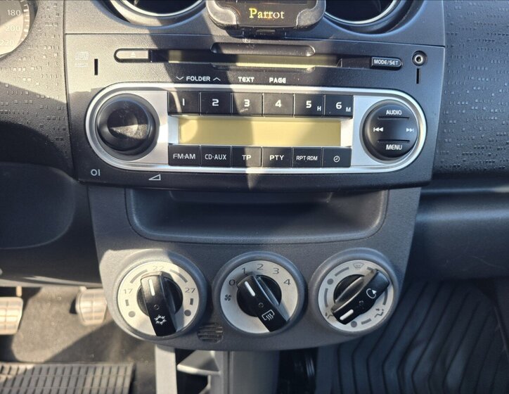 Mitsubishi Colt Hatchback 1,1 l 55 kw