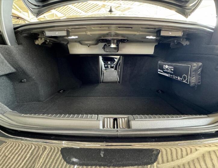 Alfa Romeo Giulia 12