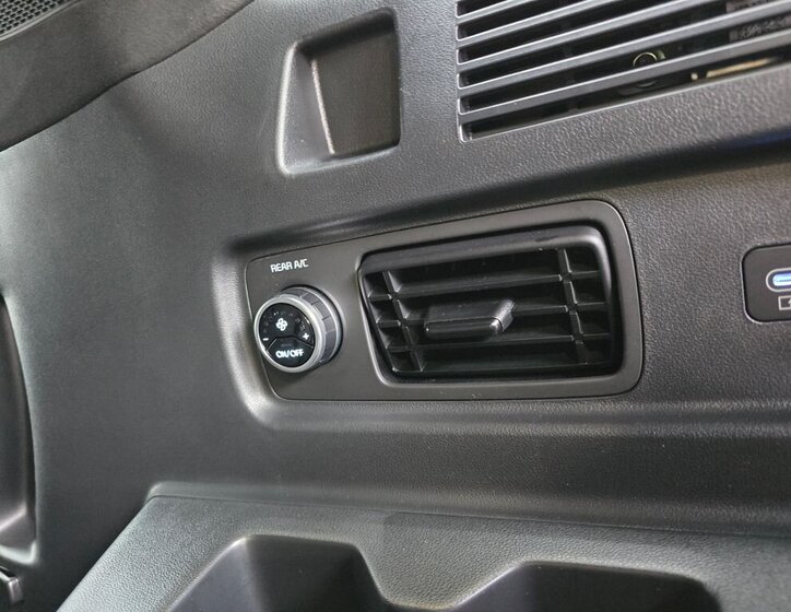 Hyundai Santa Fe SUV / Terénní 1,6 l 158 kw